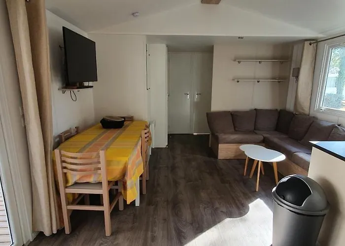 Camping Mh 6 Personnes Au Calme Bois Dormant 4* *